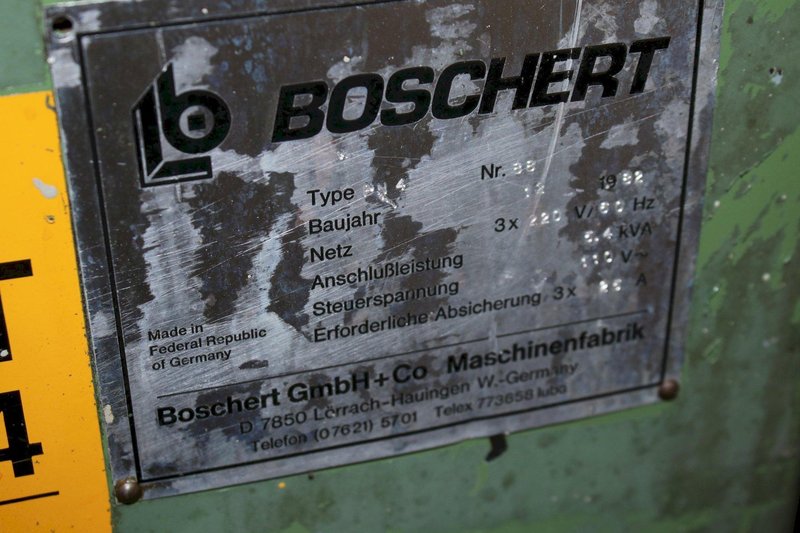 8-7/8&quot; X 8-7/8&quot; X 5/32&quot; BOSCHERT MODEL PN-4 NOTCHER: STOCK #76117