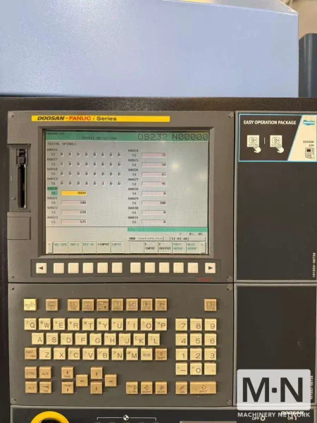 Doosan DNM 500 II CNC Vertical Machining Center, 2015