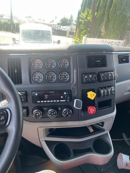 2023 Peterbilt 579 1XPBDP9X7PD879911