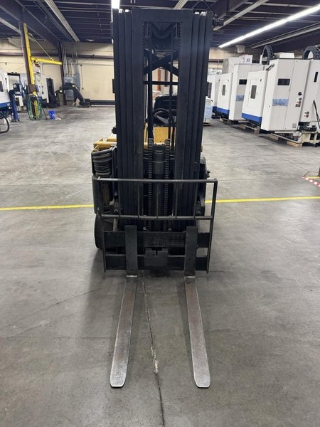 Drexel SL44/4 4,400 Lb Capacity Electric Forklift, Swing Reach Mast, Narrow Aisle