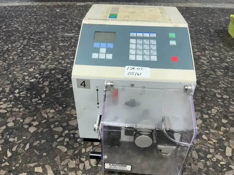 SCHLEUNIGER AG ECO CUT CUTTING MACHINE FOR CABLES   -  EC 3200