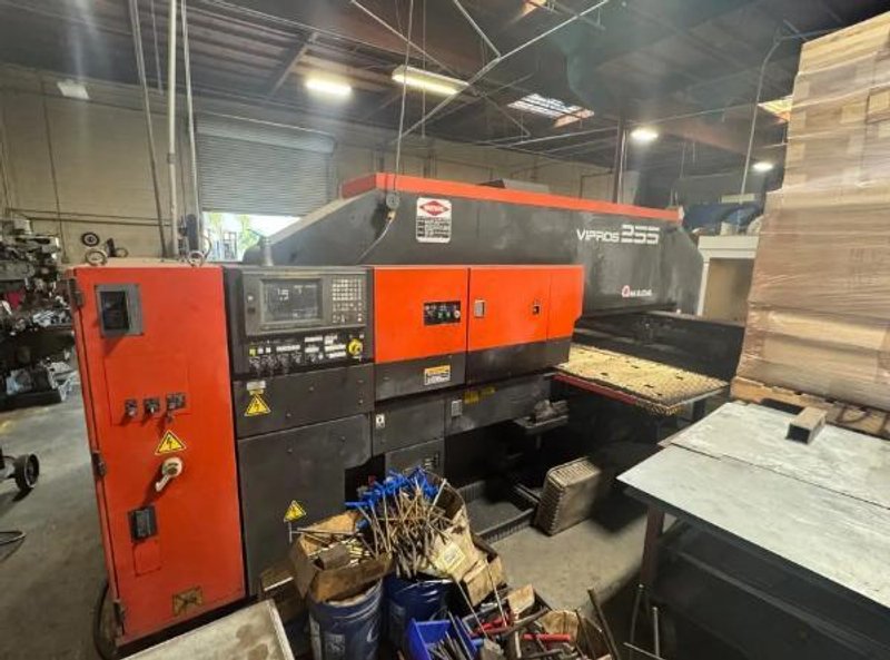 1999 Amada Vipros 255 Turret Punch (#5881)