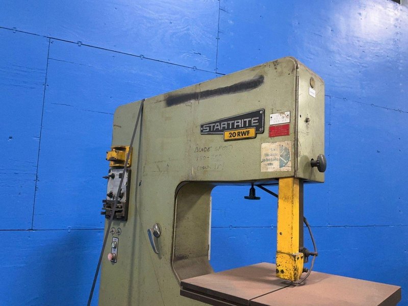 STARTRITE 21” X 21” VERTICAL BAND SAW   -  BRO.25