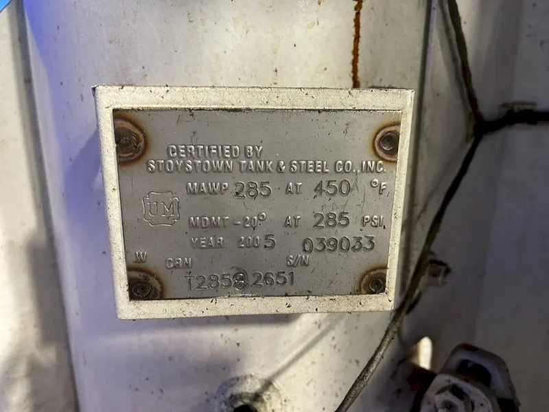 DELTECH 165 SCFM @ 100 PSIG PRESSURE-SWING REGENERATIVE DESICCANT COMPRESSED AIR DRYER  -  HCS-165
