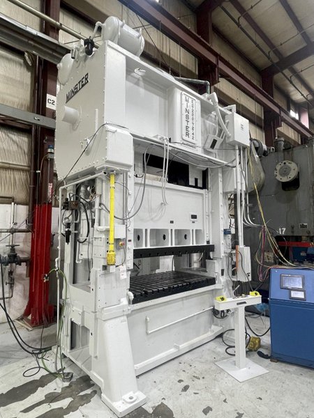 200 ton Minster E2-200-72-42 Hevi-Stamper Straight Side Mechanical Metal Stamping Press For Sale, Year  1980