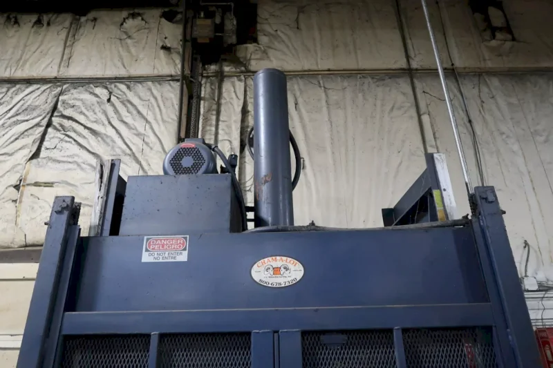 2001 J.V. MFG INC CRAM-A-LOT MODEL #DHR-60-LU VERTICAL CARDBOARD BALER: YOBRO #25051