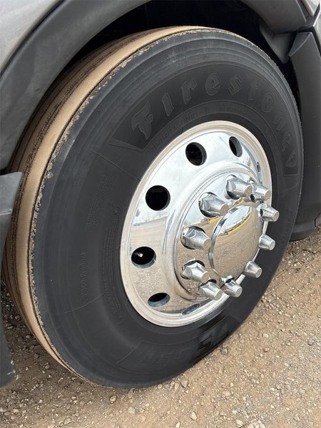 2024 Peterbilt 579 1XPBDP9X2RD895842