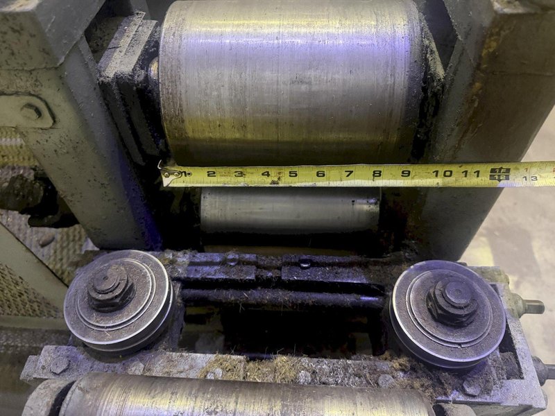 8" WIDE YODER 4-ROLL POWERED COIL FEEDER: YOBRO #24666