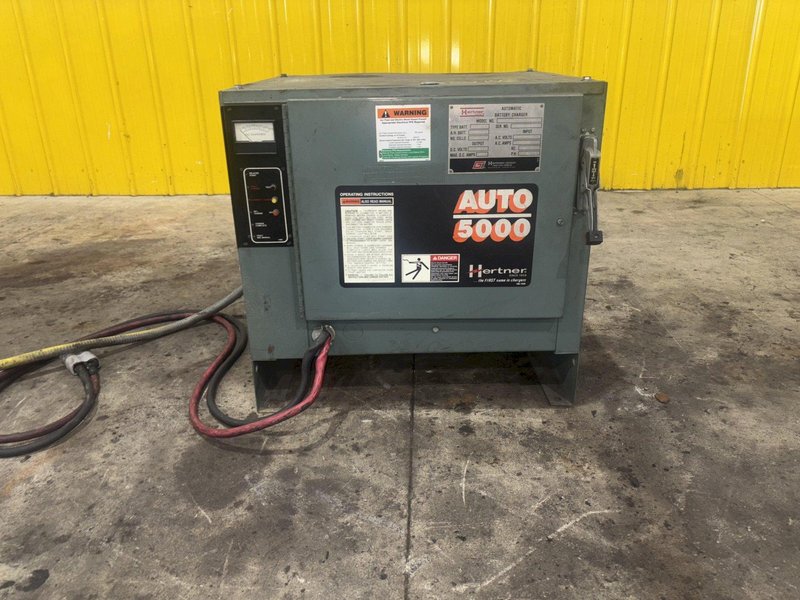 HERTNER MODEL #TD18-1200 AUTOMATIC BATTERY CHARGER: YOBRO #24142