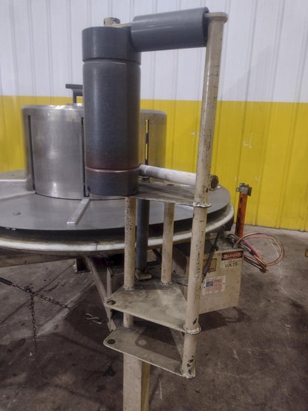 1000 LBS CROWN UNLIMITED VERTICAL MOTORIZED UNCOILER, FOR TUBE OR WIRE: YOBRO #25337