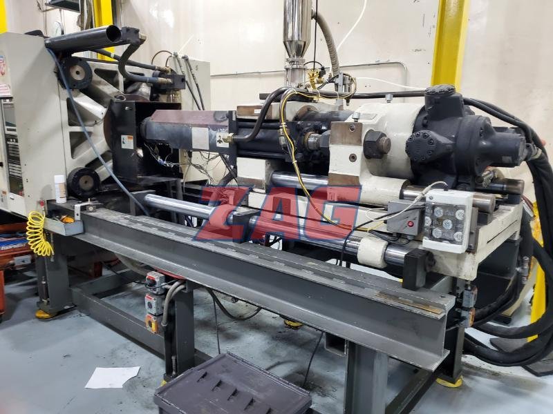 Cincinnati Milacron Used MH300-29 Injection Molding Machine, 300 ton,  29 oz.