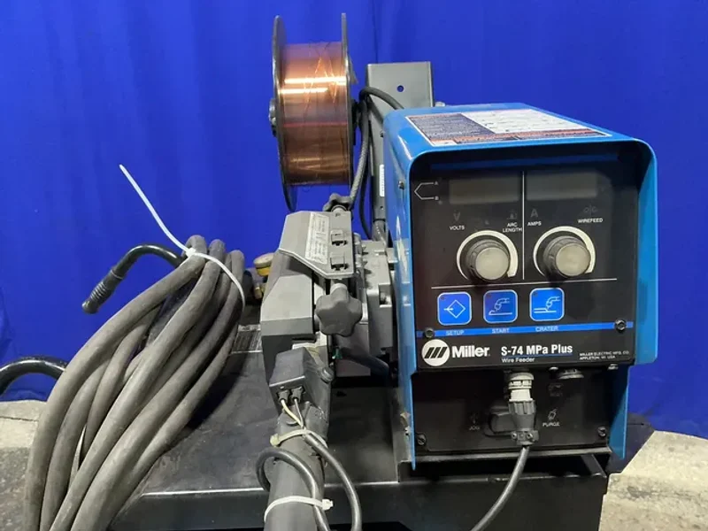 Miller 450 Amp Welder   -  Invision 450 Mpa