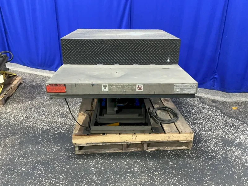 ECOA 4500 LBS LIFT TABLE  -  HLT2-045-38-47.5063