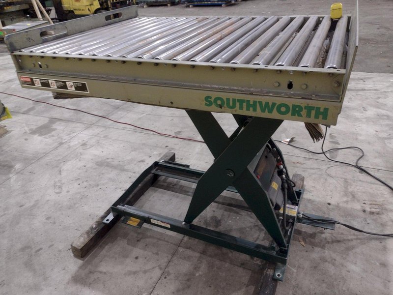 3800 LBS X 60" X 42" SOUTHWORTH MODEL #LS4-36 HYDRAULIC SCISSOR LIFT TABLE WITH ROLLER TOP, 110 VOLT: STOCK #20884