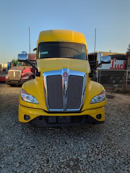 2023 Kenworth T680 1XKYD49X2PJ217864