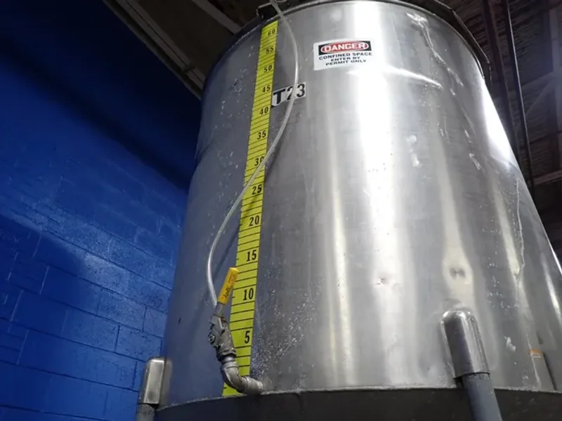 1465 GALLONS S/S TANK
