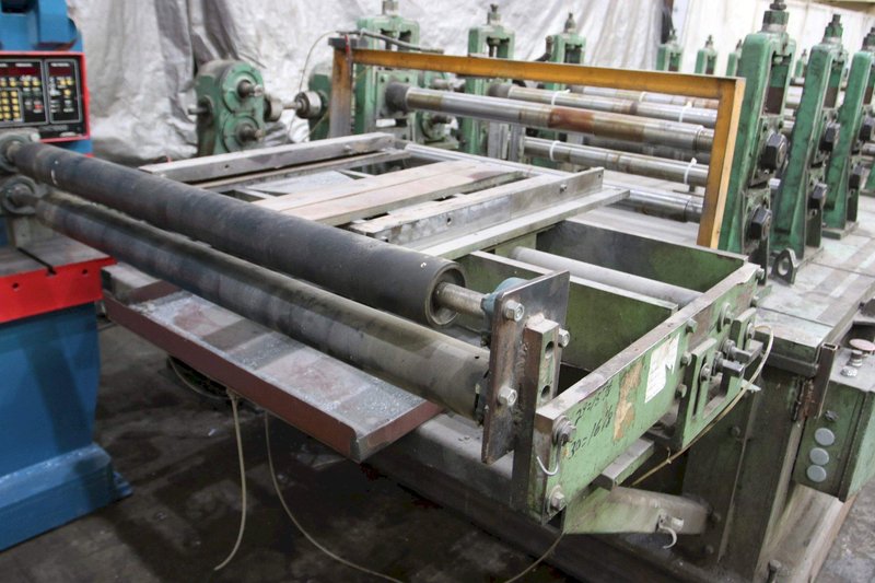 15 STANDS X 3&#039; X 44&#039; BRADBURY ROLLFORMER: STOCK #69559