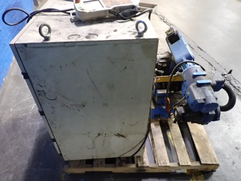 YASKAWA ELECTRIC ROBOT  -  MH6