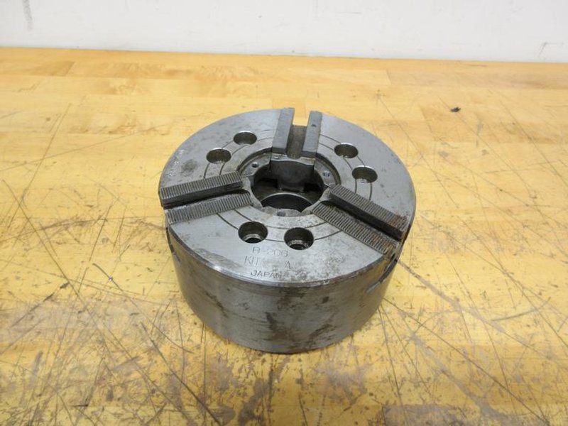 Kitagawa B-206 Open Center 6", 3-Jaw Power Chuck (Flatback), with A2-5 Mounting Adapter- Auction Item