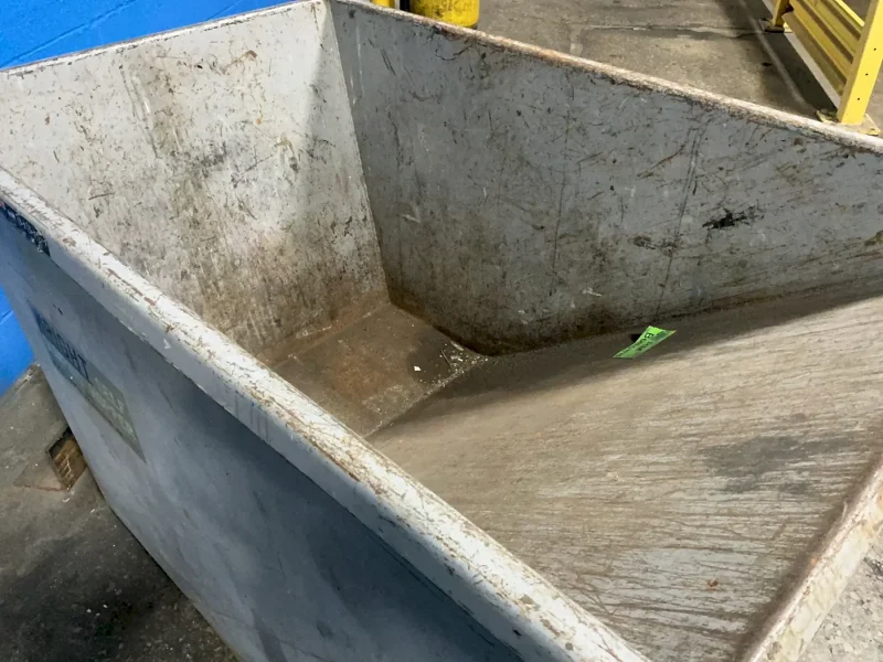 MCCULLOUGH INDUSTRIES 58" X 36" X 34" SELF-DUMPING HOPPER