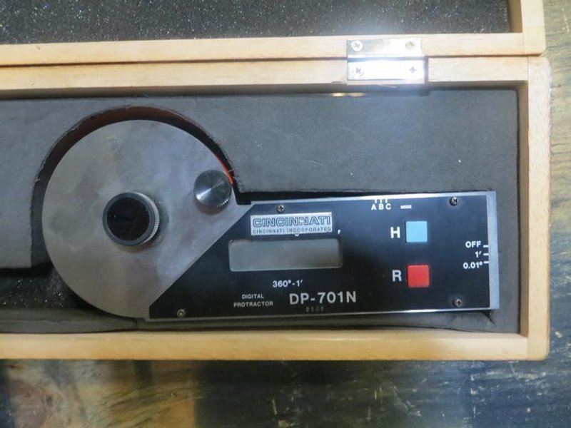 Cincinnati DP-701N Digital Protractor w Wood Case- Auction Item