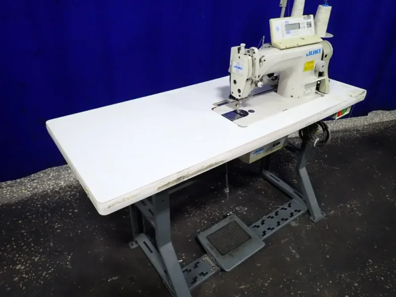 JUKI 10" THROAT SEWING MACHINE  -  DDL-8700-7