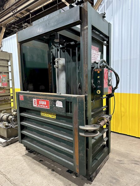 60&quot; X 30&quot; X 20HP PIQUA MODEL #30 VERTICAL HYDRAULIC CARDBOARD BALER: STOCK 17412