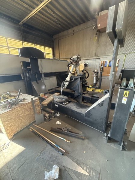 Genesis J10057 Robotic Welding Workcell, 2014