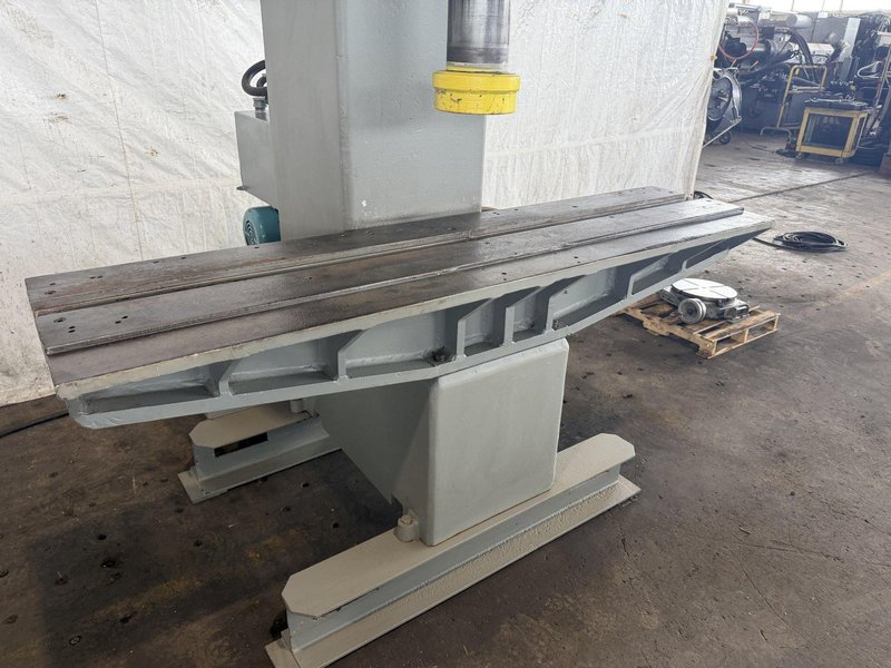 100 TON EITEL C-FRAME HYDRAULIC STRAIGHTENING PRESS. STOCK # 0436326
