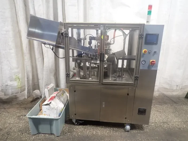 RIGAO RGNF-30B FULL AUTO FILLING &amp; SEALING MACHINE  -  RGNF30B