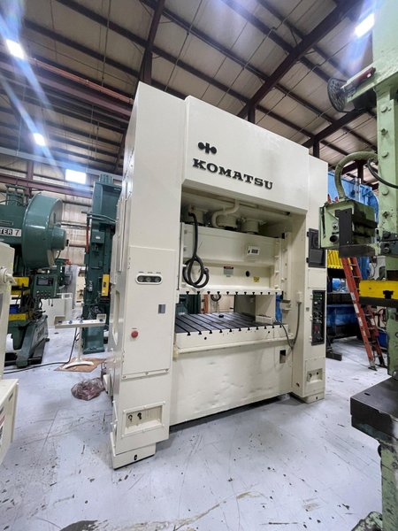 200-ton Komatsu Model E2M200 Straight Side High Speed Metal Stamping Press For Sale, 4.3&quot; Stroke, Year 1988