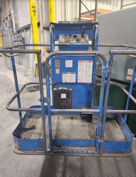 (2002) GENIE Z34/22N ELECTRIC BOOM LIFT. STOCK # 0148824