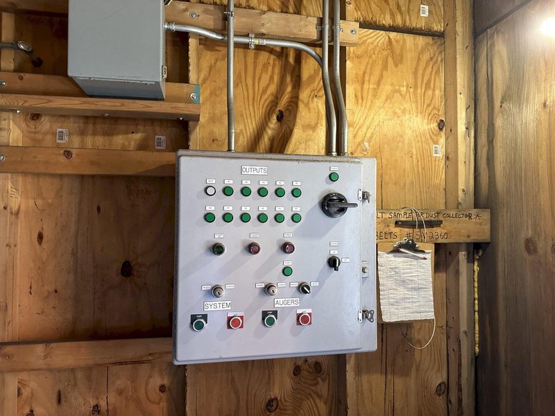 300 HP DUST COLLECTOR: STOCK #21213