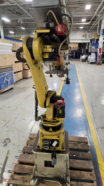 FANUC M-16IB/20 + R-J3IB ROBOT ARM AND CONTROL PANEL NO TEACH PENDANT USED