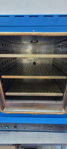 Cascade Ovens CDO-5 Dry and Decarb Oven- 5 CUft