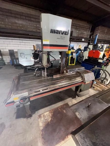 18" X 22" MARVEL 8 MARK 2 VERTICAL BAND SAW STOCK# 3908