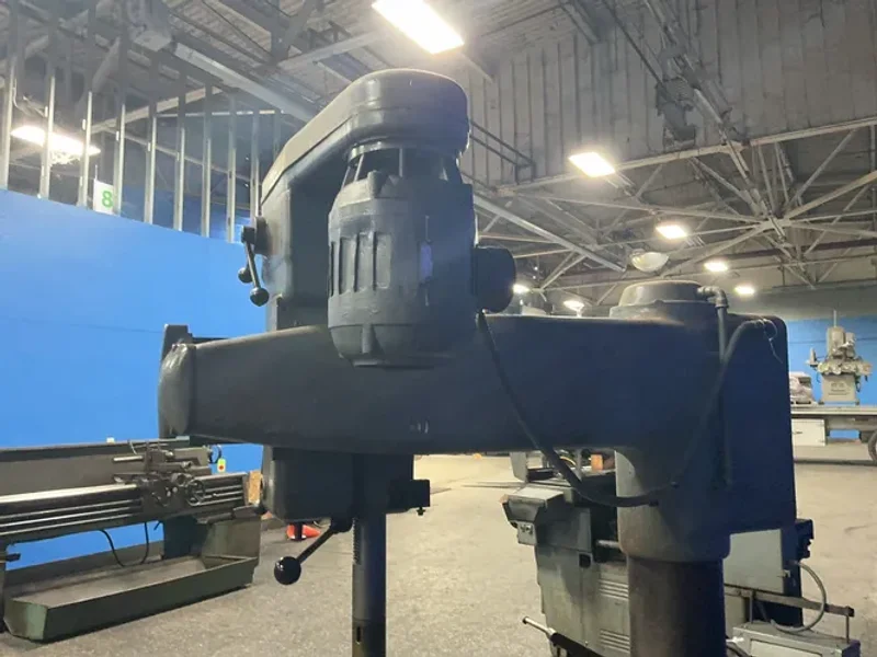 7” X 3’ RADIAL ARM DRILL