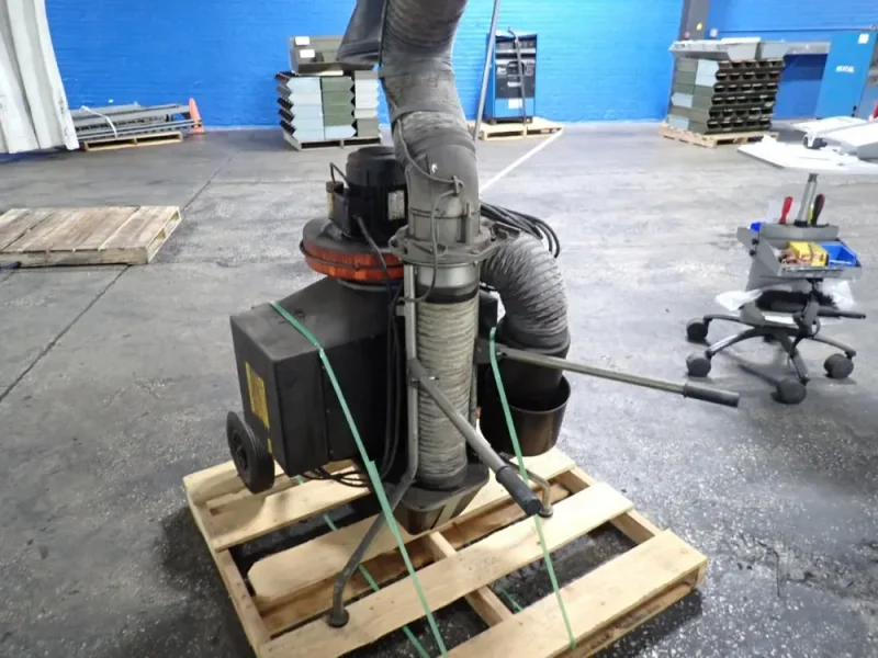 NEDERMAN WELDING FUME EXTRACTOR