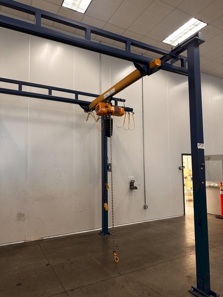 2000LB X 115" GORBEL FREE STAND BRIDGE CRANE: STOCK #81126