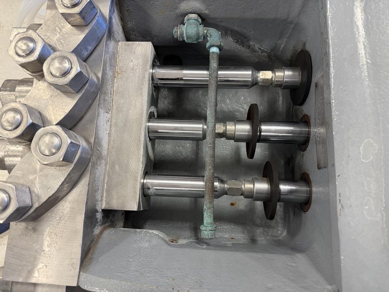 Manton-Gaulin 500 KF6 3PS 2-Stage High-Pressure Industrial Homogenizer