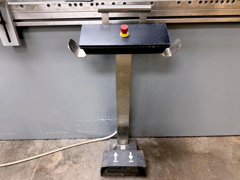 LVD PPED 135/30 150 Ton x 10' Press Brake