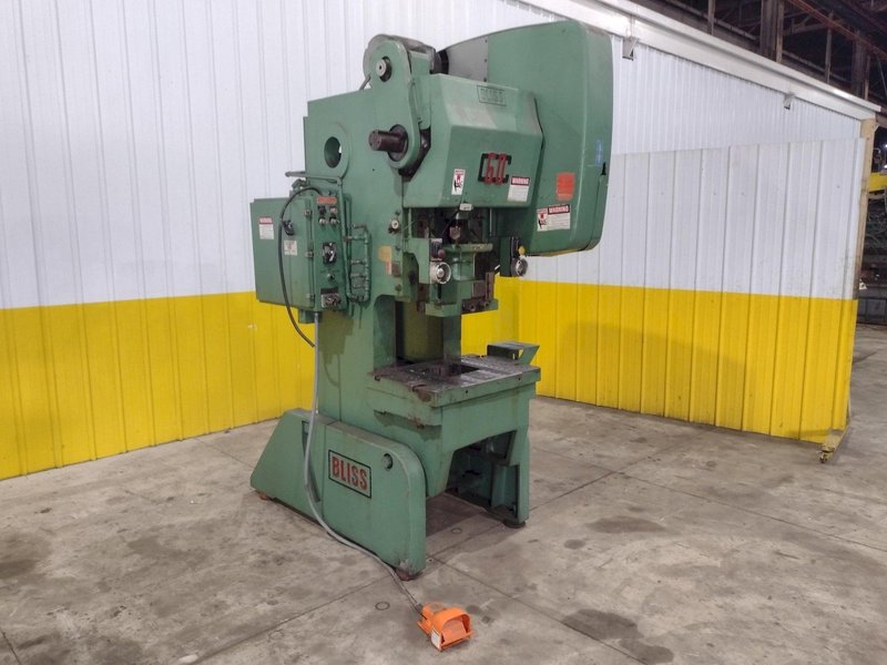 60 TON BLISS MODEL #C-60 OBI FLYWHEEL STAMPING PUNCH PRESS 4&quot; STROKE: STOCK #23467