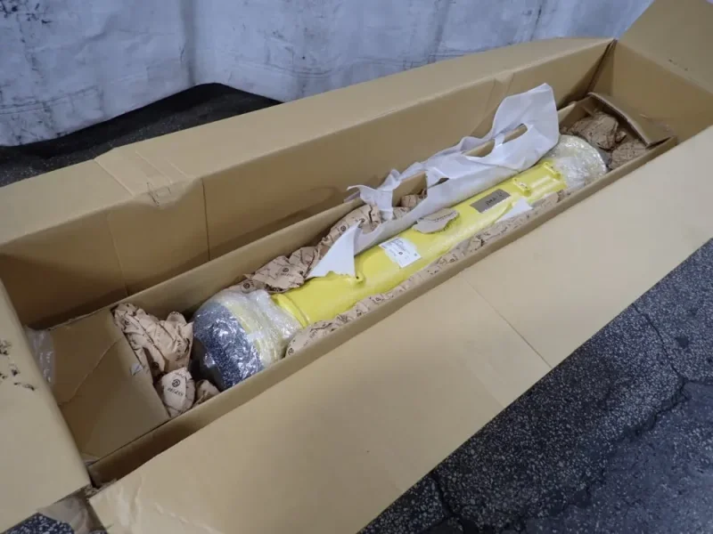 FANUC ROBOT ARM  -  A290-7327-V403