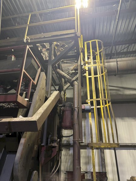 34 CU FT BLAST CLEANING TECHNOLOGIES MODEL #M-34 TUMBLE BLAST MACHINE: YOBRO #23908