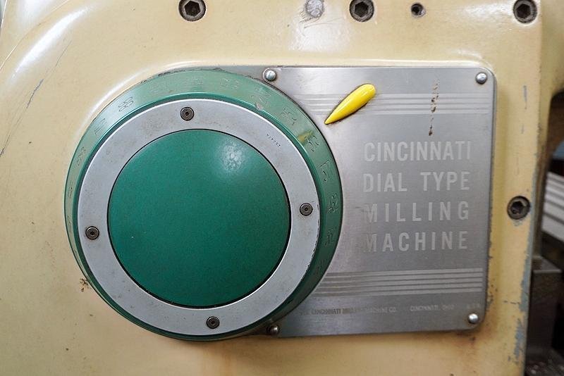 CINCINNATI MODEL #310-14VDT VERTICAL MILLING MACHINE: YOBRO #25927