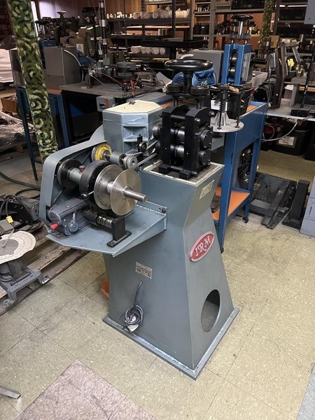 IRM 2&quot; X 1.5&quot; 2Hi Wire Flattening Mill with Payoff and Traverse Winder