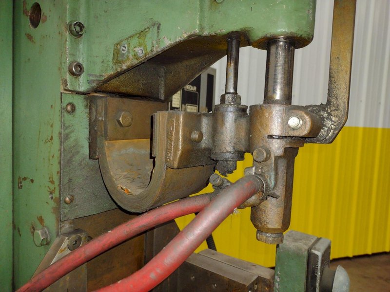 30 KVA X 8&quot; TAYLOR WINFIELD AIR OPERATED SPOT WELDER: STOCK #20249