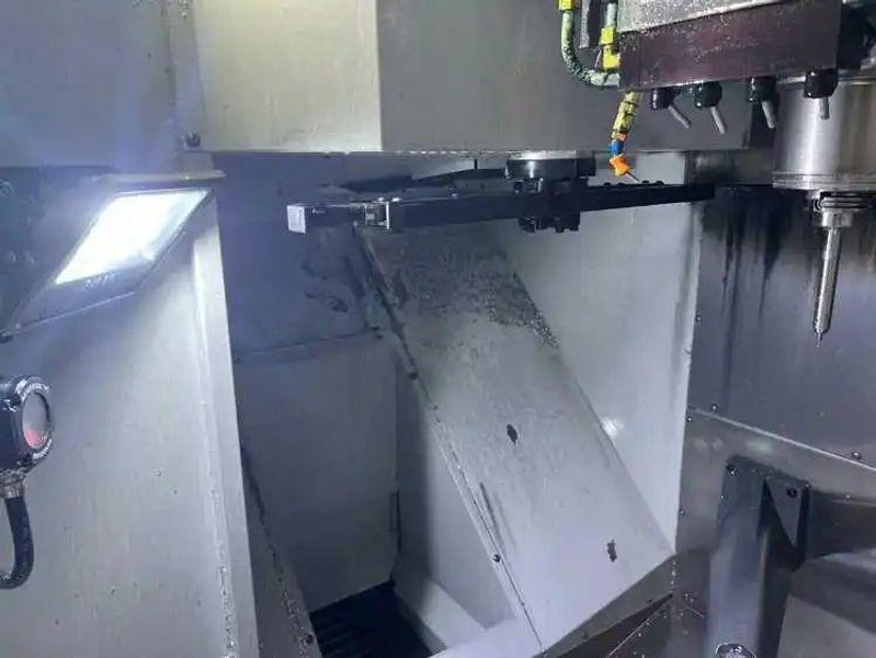 Haas UMC-750SS 5-Axis CNC Universal Machining Center – 15,000 RPM, 40 ATC, TSC, HSM Mill