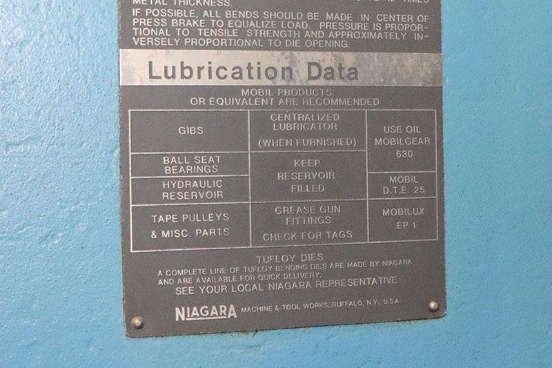 55 Ton x 8 Ft NIAGARA Hydraulic Press Brake, Model HD55-6-8