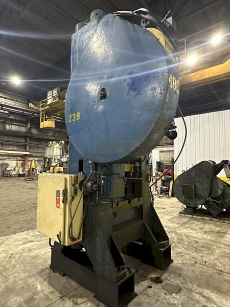600 TON MINSTER MODEL #90-600 KNUCKLE JOINT PRESS, 4" STROKE: STOCK #22197